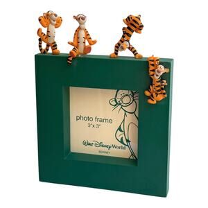 Disney Tigger 3D PHOTO FRAME Winnie The Pooh Holds 3x3 Pictures WDW 1993 Figural